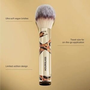 💫 LE Hourglass Snake brush